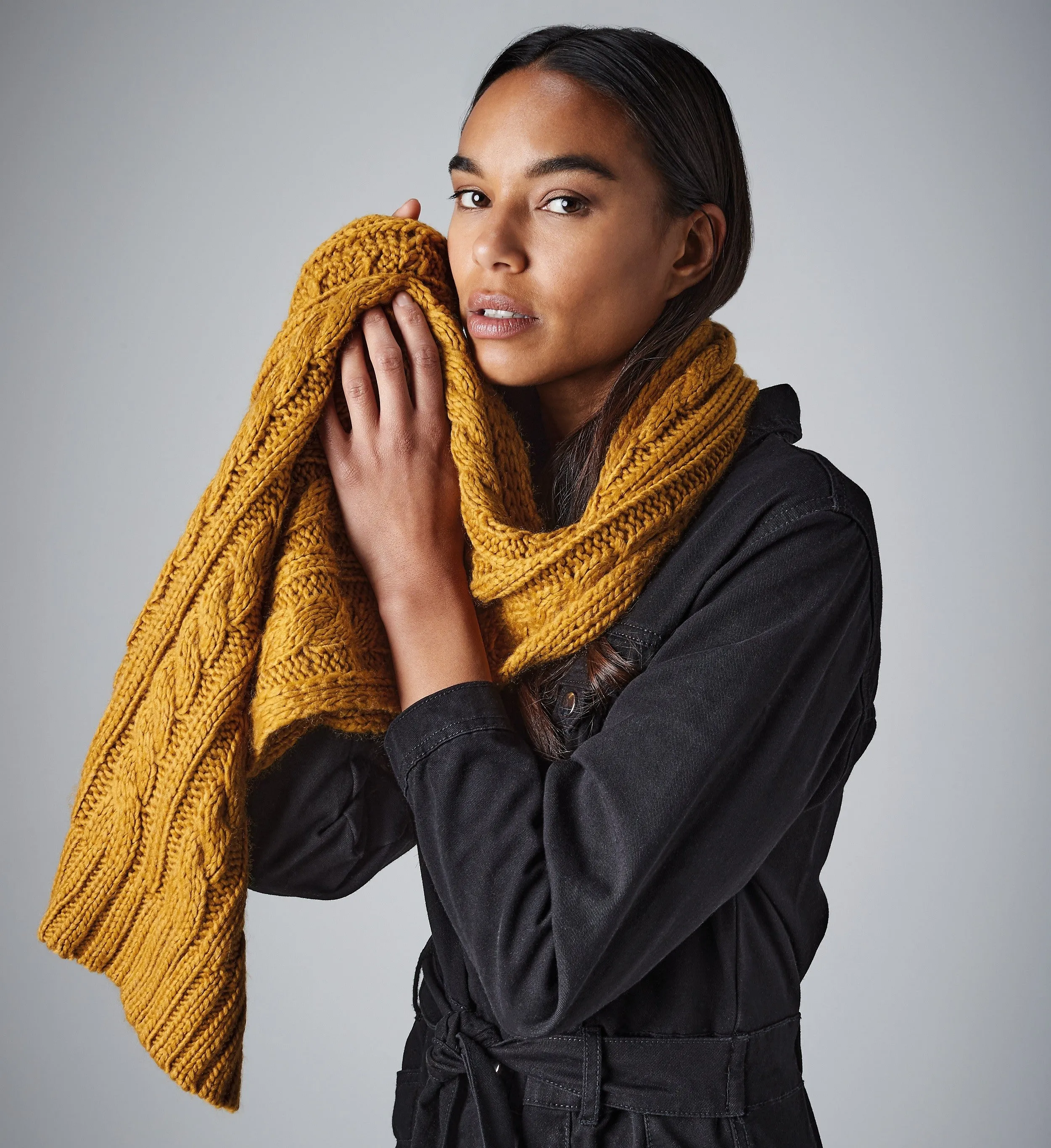 Cable Knit Melange Scarf | NAVY