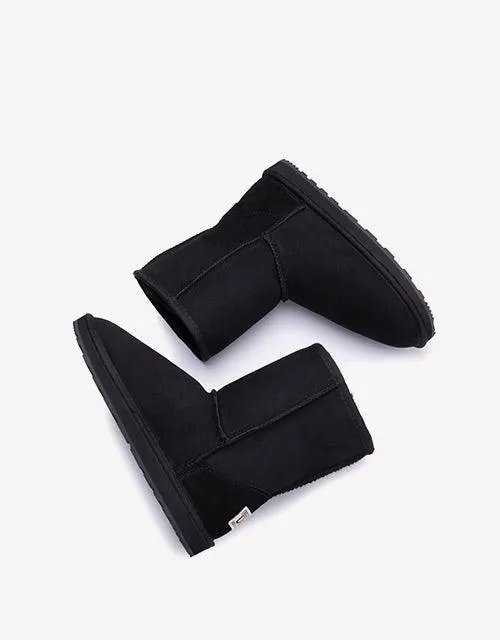 URBAN UGG® Classic Short II