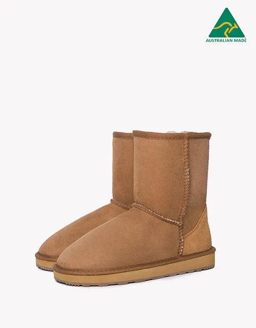 URBAN UGG® Classic Short II